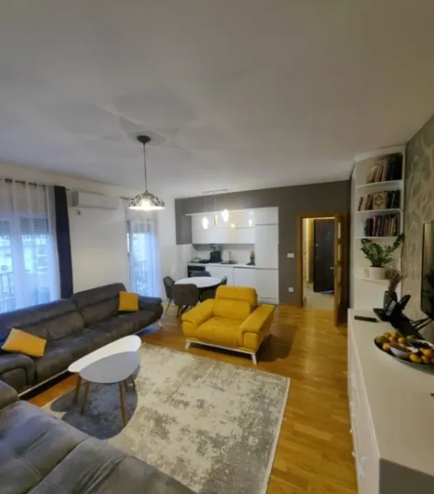 Prodaja, jednosoban stan, 49m², Stari Aerodrom, Podgorica