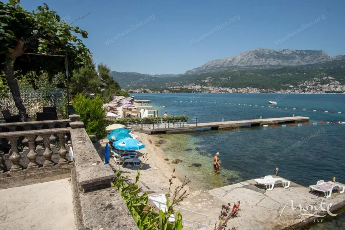 Prodaja, kuća, 120m², Herceg Novi, Crna Gora