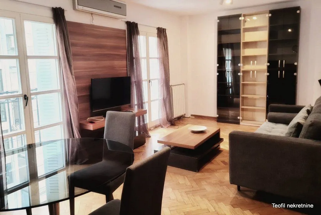 Rent, three bedroom apartment, 81m², Vračar Hram, Vračar Sve Podlokacije