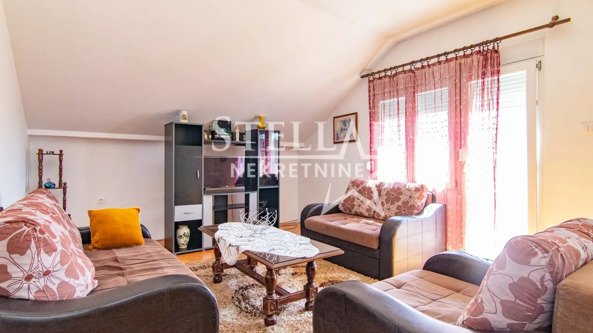 Rent, three bedroom apartment, 99m², Masline, Podgorica