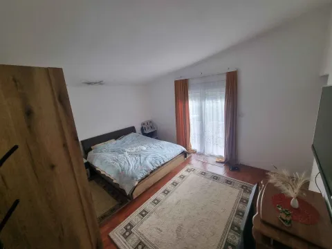 Prodaja, kuća, 190m², Zaljevo, Bar - image 11