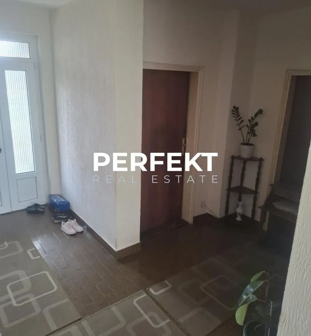 Prodaja, kuća, 273m², Pančevo, Srbija