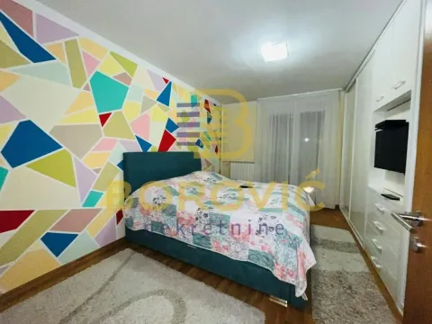 Prodaja, četvorosoban stan, 92m², Kneževac, Beograd - image 4