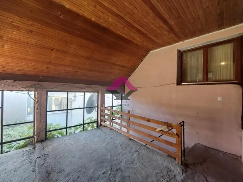 Prodaja, kuća, 250m², Palilula Sve Podlokacije, Beograd