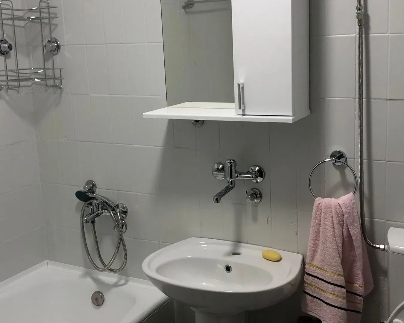 Izdavanje, stan, 76m², Blok 5, Podgorica