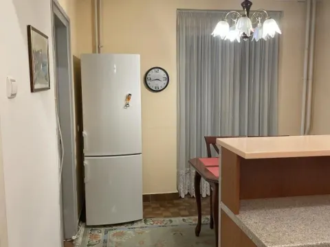 Rent, four bedroom apartment, 81m², Stari Grad, Beograd - image 13