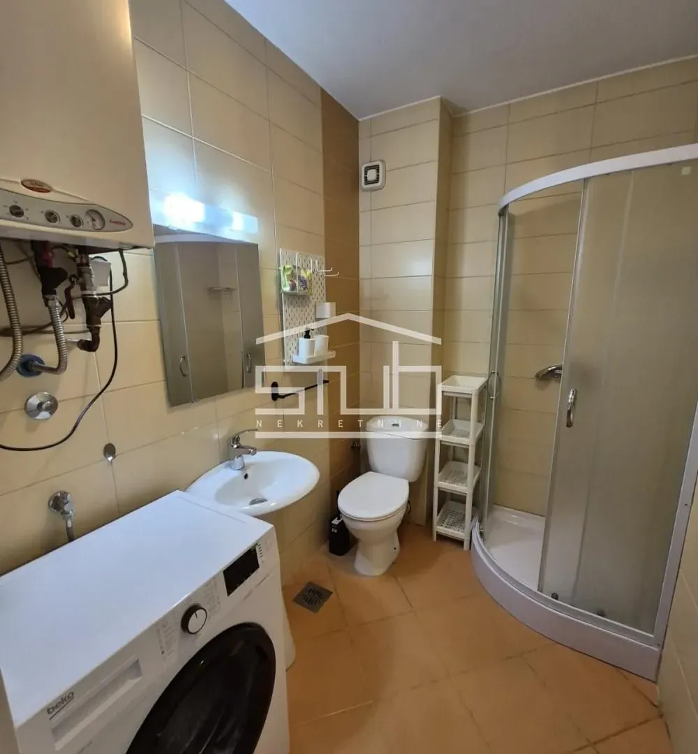 Izdavanje, jednosoban stan, 35m², Miljakovac, Rakovica