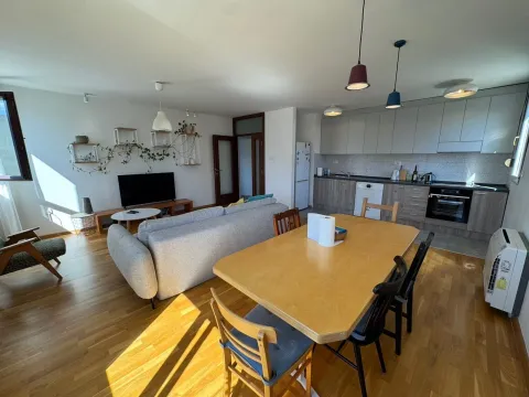 Sale, three bedroom apartment, 90m², Blok 5, Podgorica - image 5
