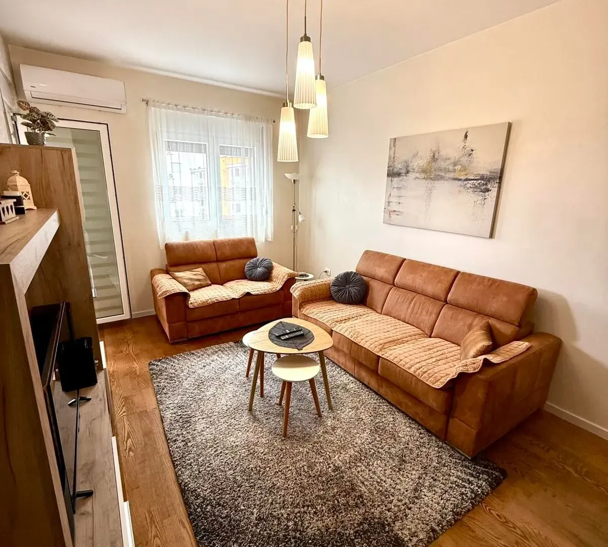 Rent, one bedroom apartment, 45m², Pobrežje, Podgorica