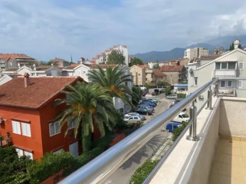 Izdavanje, garsonjera, 30m², Tivat, Crna Gora - image 10