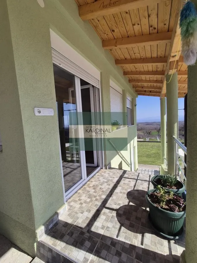 Prodaja, kuća, 128m², Crnče, Jagodina