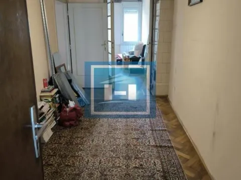 Prodaja, trosoban stan, 77m², Stari Grad, Beograd - image 2