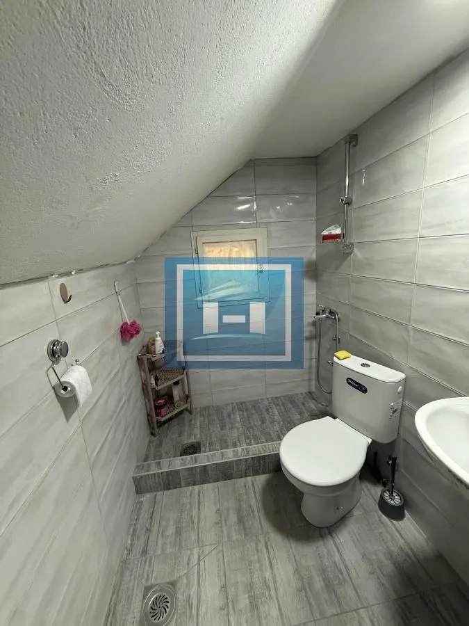Izdavanje, jednosoban stan, 35m², Tavrića obori, Jagodina