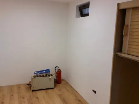 Izdavanje, dvosoban stan, 65m², Zemun Centar, Zemun Sve Podlokacije - image 4