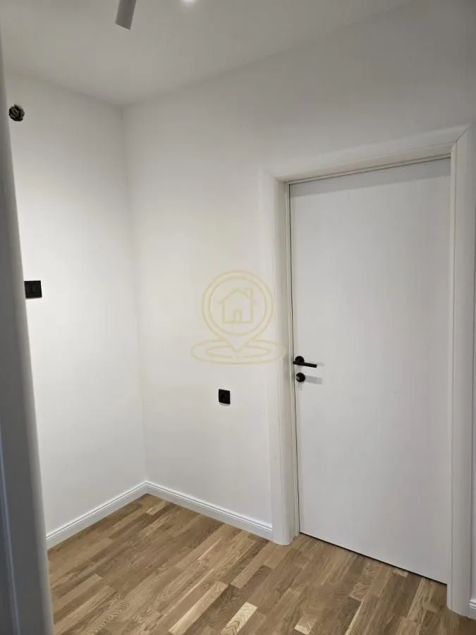 Prodaja, trosoban stan, 67m², Centar, Kraljevo