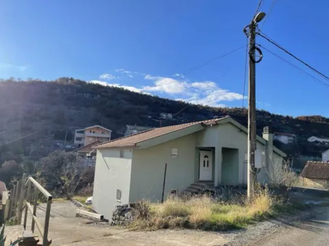 Sale, house, 160m², Rogami, Podgorica - image 11