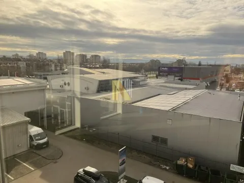 Rent, office space, 150m², Novo naselje, Novi Sad - image 7
