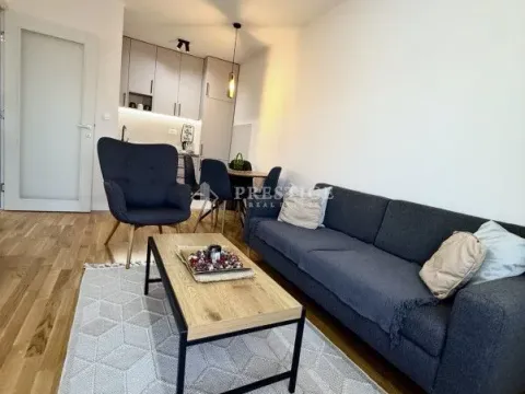 Rent, one bedroom apartment, 40m², Pobrežje, Podgorica - image 2