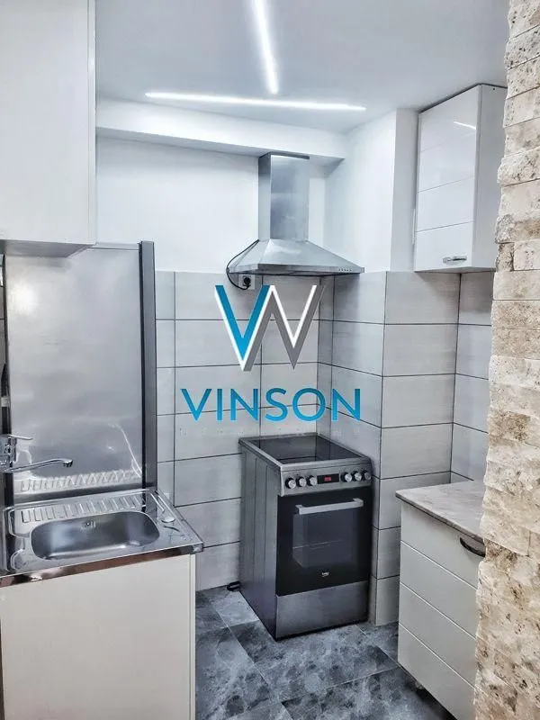 Izdavanje, jednosoban stan, 42m², Centar, Novi Sad