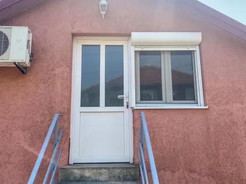 Stan in Momišići