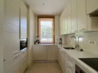 Izdavanje, dvosoban stan, 125m², Porto Montenegro, Tivat - image 6