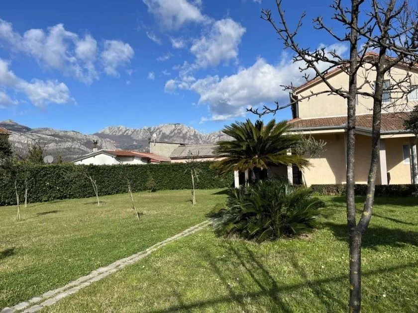 Sale, house, 165m², Bar, Crna Gora