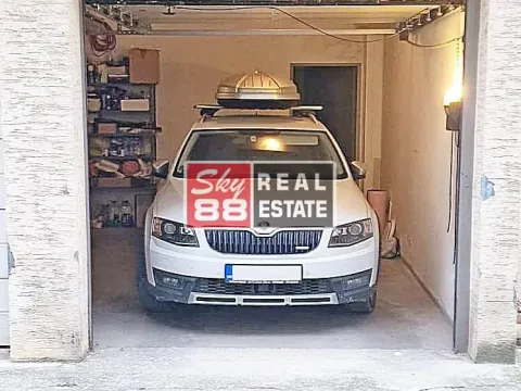 Sale, three bedroom apartment, 57m², Južni Bulevar, Vračar Sve Podlokacije - image 16