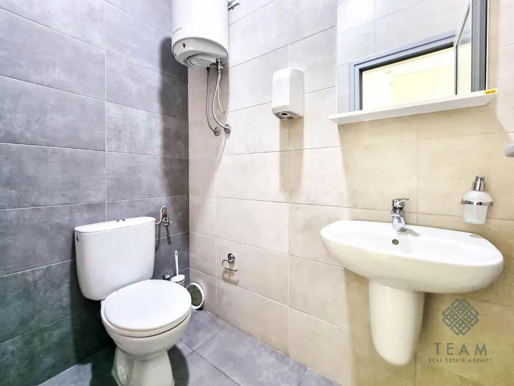 Rent, office space, 180m², Tološka šuma, Podgorica