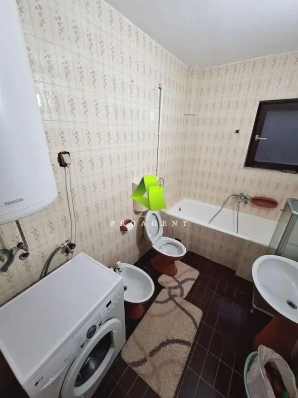 Rent, four bedroom apartment, 120m², Pantelej, Niš