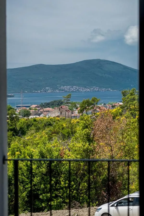 Prodaja, kuća, 250m², Mrčevac, Tivat