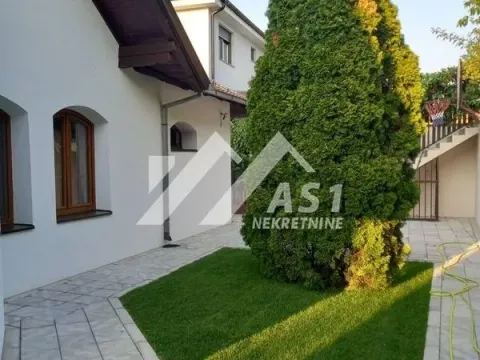 Prodaja, kuća, 336m², Petrovaradin, Novi Sad - image 8