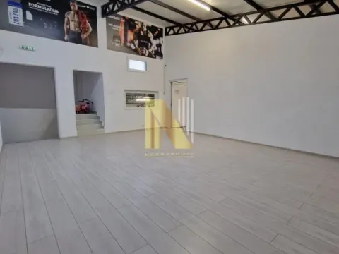 Izdavanje, poslovni prostor, 300m², Novi Sad, Srbija - image 6