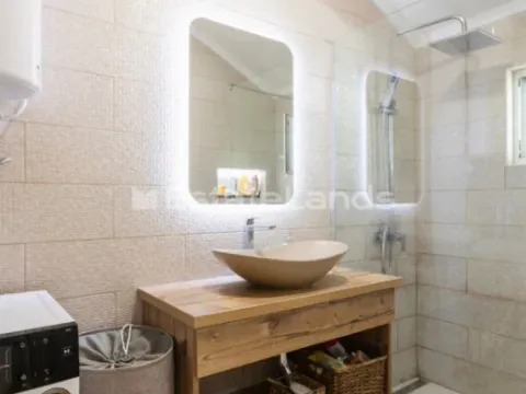 Izdavanje, dvosoban stan, 75m², Seljanovo, Tivat - image 8