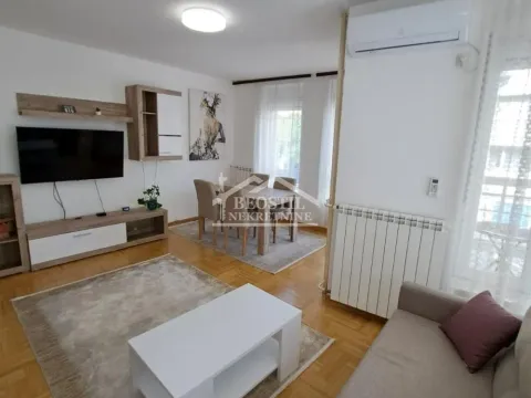 Izdavanje, dvosoban stan, 54m², Bulbulder, Zvezdara Sve Podlokacije - image 2
