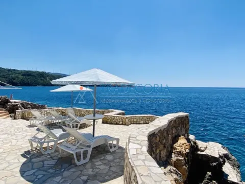 Prodaja, dvosoban stan, 106m², Dobra Voda, Bar - image 14