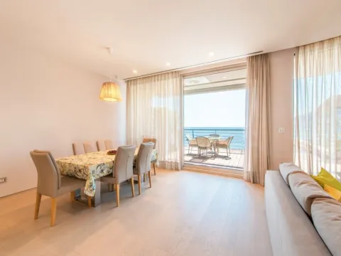 Prodaja, dvosoban stan, 156m², Budva, Crna Gora - image 11