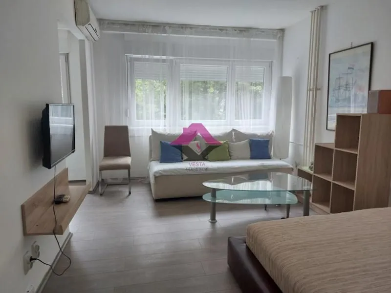 Rent, one bedroom apartment, 36m², Palilulska Pijaca, Palilula Sve Podlokacije