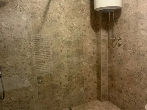 Izdavanje, jednosoban stan, 65m², Seljanovo, Tivat - image 9