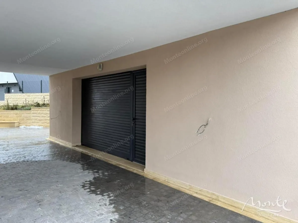 Prodaja, kuća, 1283m², Motički gaj, Žabljak