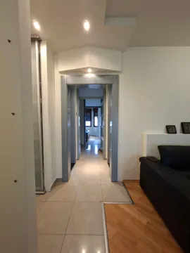Rent, three bedroom apartment, 108m², Malo Brdo, Podgorica - image 10