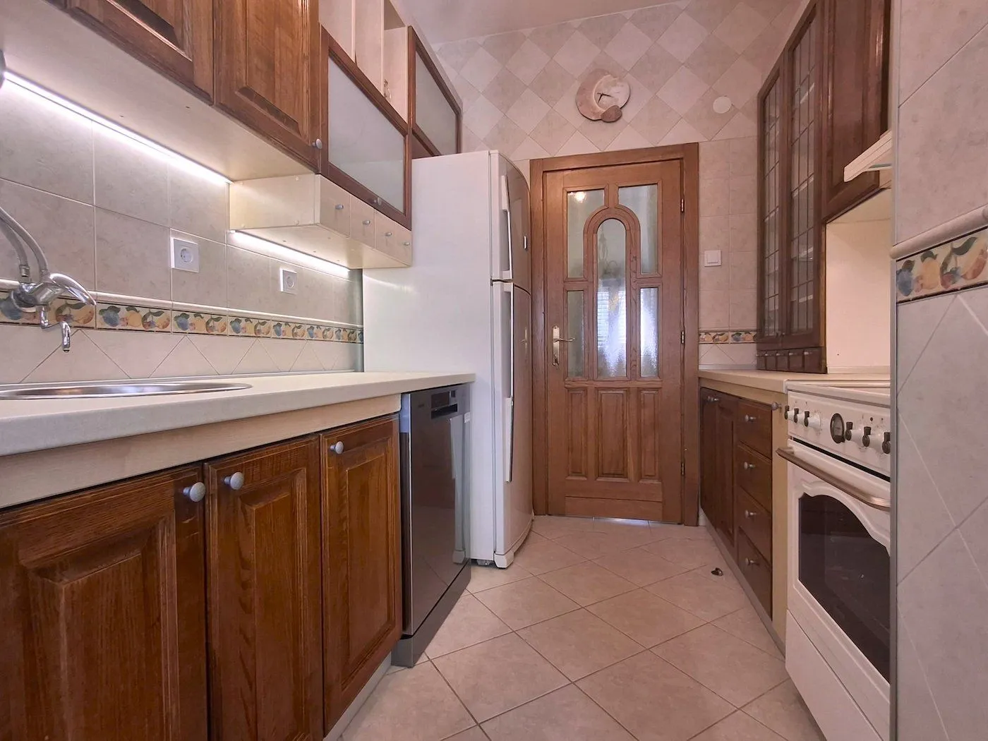 Izdavanje, stan, 115m², Momišići, Podgorica
