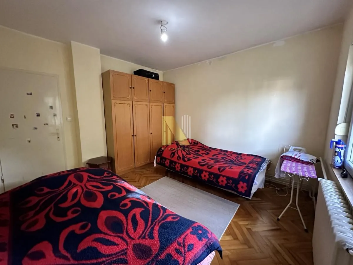 Prodaja, kuća, 157m², Sremska Kamenica, Petrovaradin