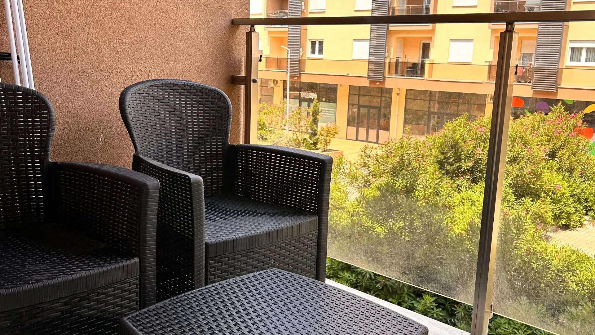 Izdavanje, jednosoban stan, 45m², New City, Podgorica