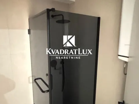 Prodaja, jednosoban stan, 53m², Centar, Bar - image 7