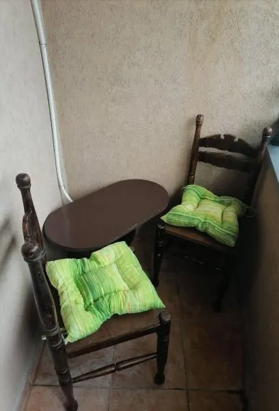 Izdavanje, garsonjera, 29m², Salajka, Novi Sad Sve Podlokacije