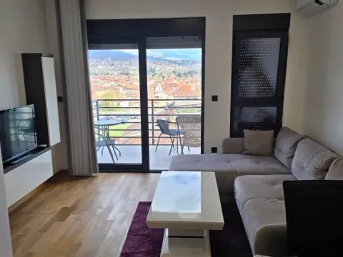 Izdavanje, stan, 48m2, Gorica C, Podgorica Izdavanje, stan, 48m2, Gorica C, Podgorica