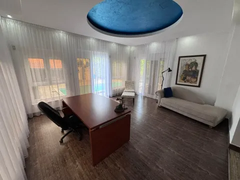 Izdavanje, kuća, 330m², Zeta, Podgorica - image 7