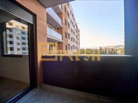 Prodaja, jednosoban stan, 44m², Stari Aerodrom, Podgorica - image 12