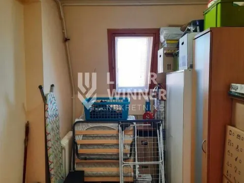 Sale, four bedroom apartment, 102m², Retenzija, Beograd - image 3