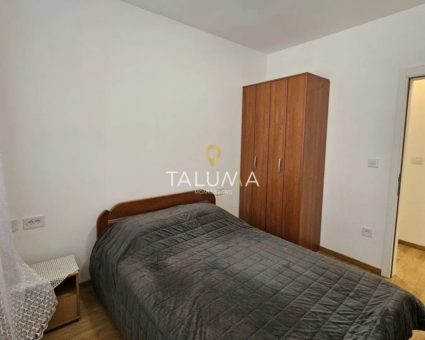 Izdavanje, jednosoban stan, 47m², Stari Aerodrom, Podgorica